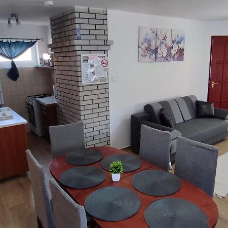 Hajdúszoboszló Bazsi Apartman מראה חיצוני תמונה