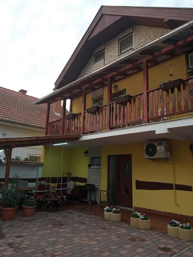Hajdúszoboszló Bazsi Apartman מראה חיצוני תמונה