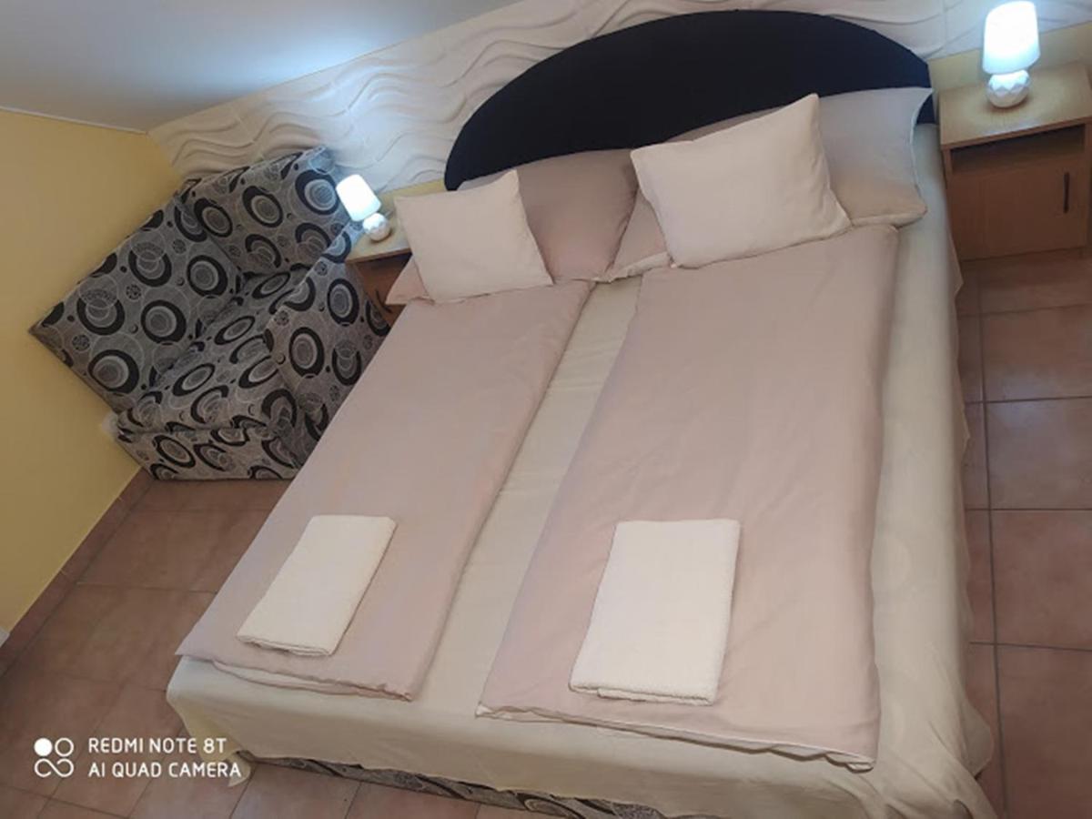 Hajdúszoboszló Bazsi Apartman מראה חיצוני תמונה
