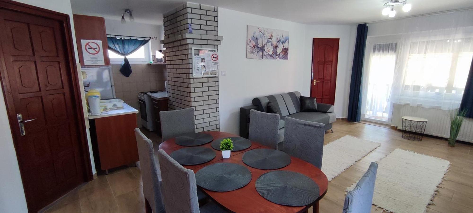 Hajdúszoboszló Bazsi Apartman מראה חיצוני תמונה
