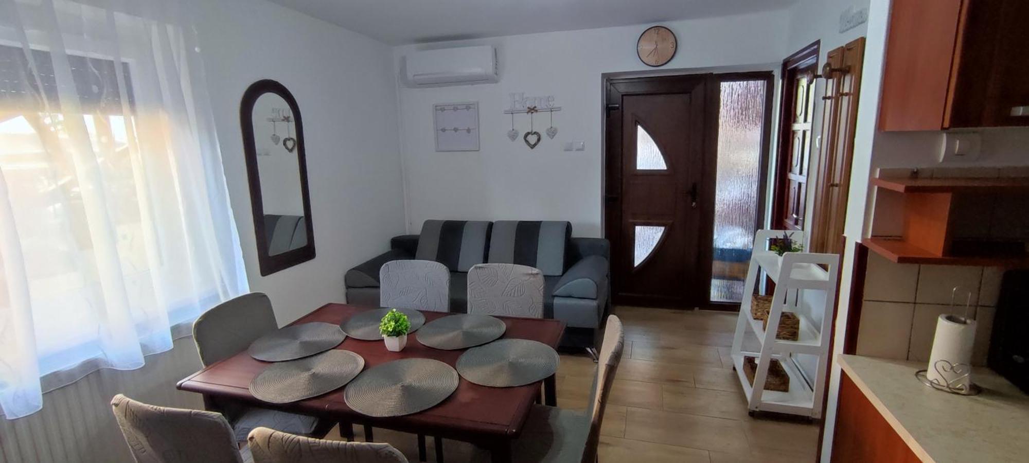 Hajdúszoboszló Bazsi Apartman מראה חיצוני תמונה