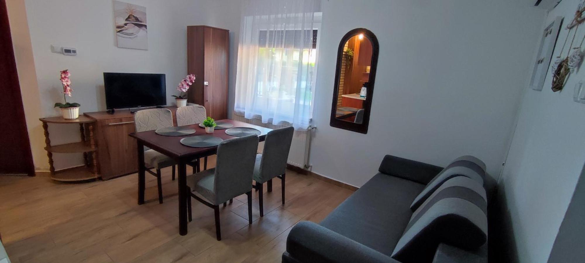 Hajdúszoboszló Bazsi Apartman מראה חיצוני תמונה