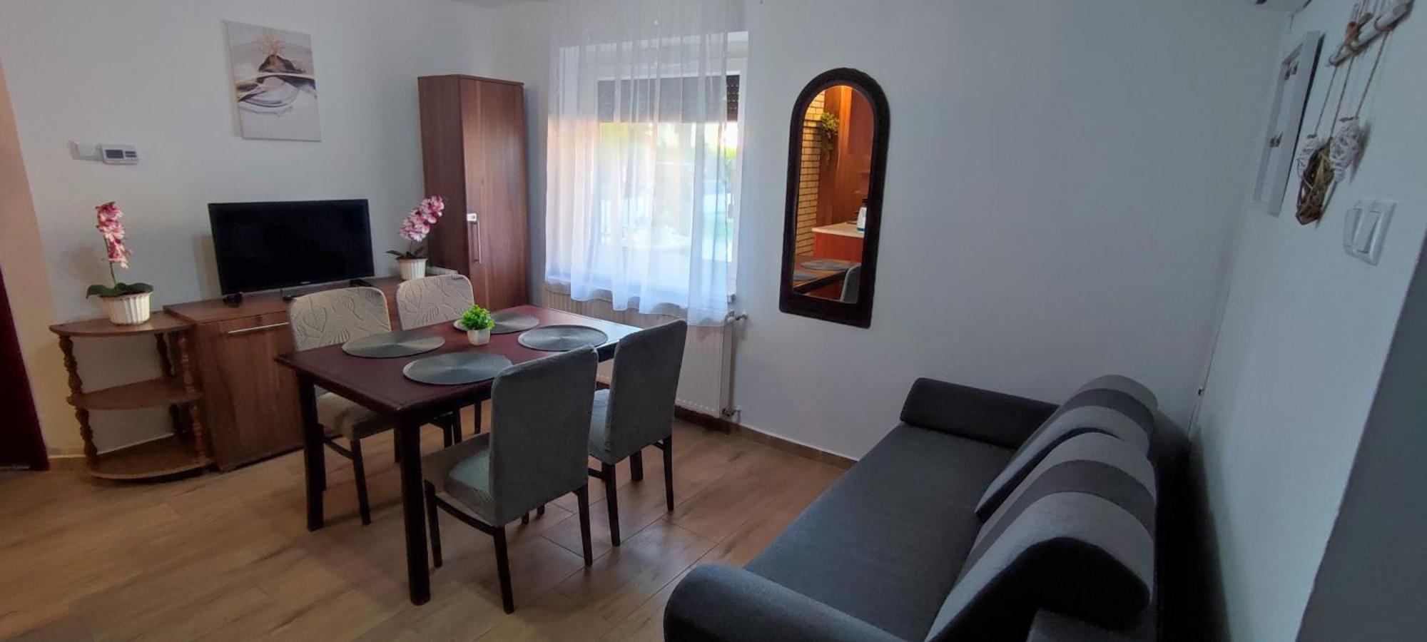 Hajdúszoboszló Bazsi Apartman מראה חיצוני תמונה